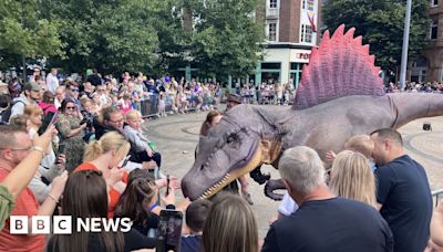 Hull Dino Day helps city centre roar back into life