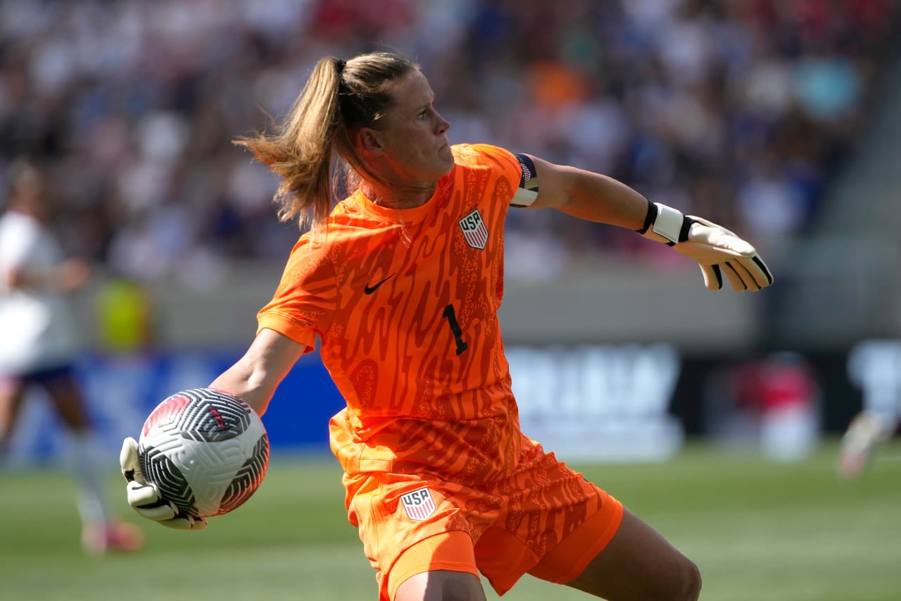 Smith scores and US women’s soccer gets 1-0 revenge win over Mexico ahead of the Olympics