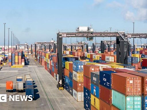 Strike poised to shut down major US ports