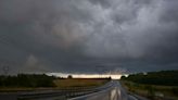 Météo : toujours beaucoup de pluie sur la majeure partie de la France, deux départements en vigilance rouge