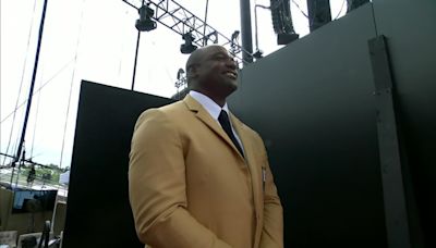 Dwight Freeney's full Hall of Fame speech