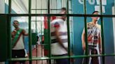 Crisis en Ecuador: cómo las cárceles de América Latina se volvieron centros de comando de algunas de las principales bandas del narco de la región