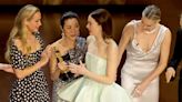 Michelle Yeoh Explains the Real Reason Behind Emma Stone’s Awkward “Snub” at the 2024 Oscars