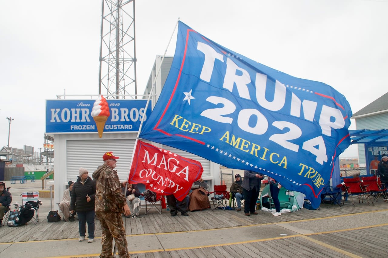 Supporters flock to Wildwood ahead of Trump’s beachfront rally