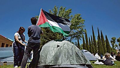 Más de 150 universitarios en Madrid acampan por Palestina