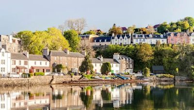 The Scottish seaside town known as 'most beautiful' in country with a picture perfect harbour