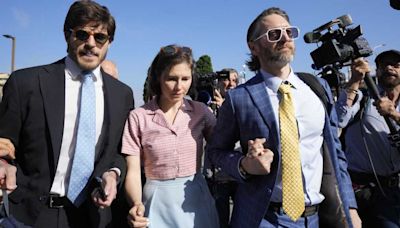 Amanda Knox wasn't coerced but 'freely' accused a bar owner in roommate's murder, Italian court says