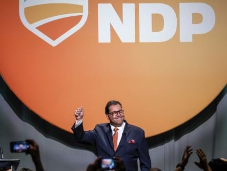 Naheed Nenshi's Alberta NDP still trailing governing UCP by 14 points in new survey | CBC News