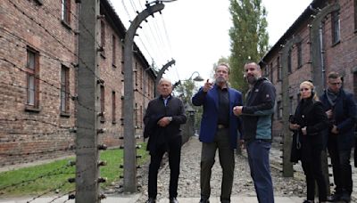 Schwarzenegger visits Auschwitz in message against hatred