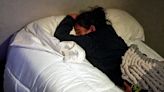 Erratic sleep patterns linked to elevated blood pressure in teens with extra belly weight