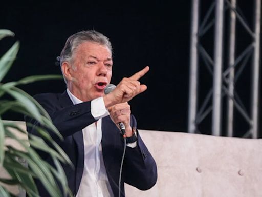 Juan Manuel Santos se refirió a sus supuestas intenciones de “golpe de Estado” contra Petro: “Da cierta risa”