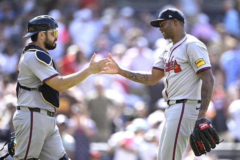 MLB roundup: Orioles walk off Yankees with 3-run 9th