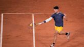 Carlos Alcaraz makes confident start at French Open, Naomi Osaka advances