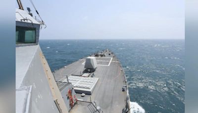 美驅逐艦海爾賽號通過台海 國防部：周邊情勢穩定