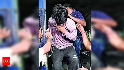 Hostel Lynch: 14 Arrested for Beating Man After Ransom Call | Kolkata News - Times of India