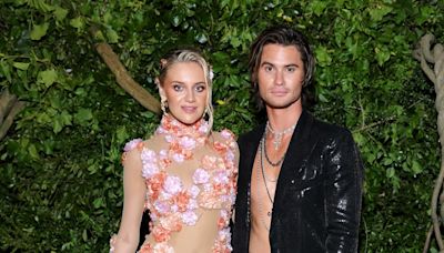 All About Chase Stokes and Kelsea Ballerini’s Glam at the Met Gala