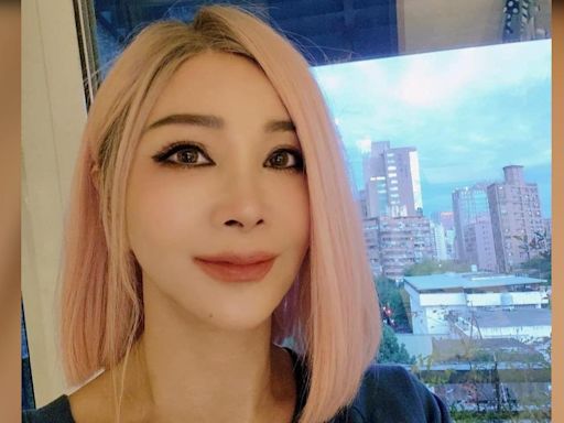 陳美鳳「全框眼線、粉紅短髮」撞臉電音女神 網友：以為30歲│TVBS新聞網