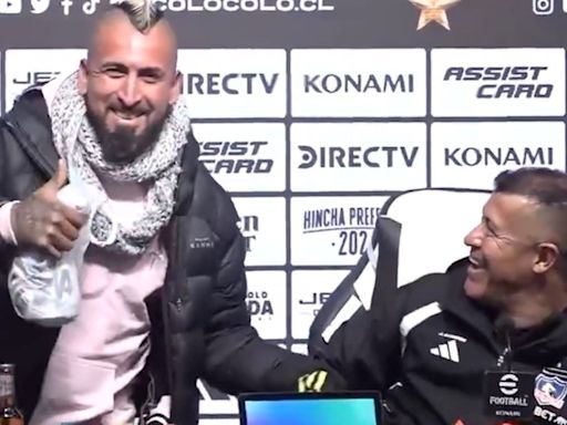 Video: Almirón se topó en conferencia de prensa con el doble de ¡Arturo Vidal!