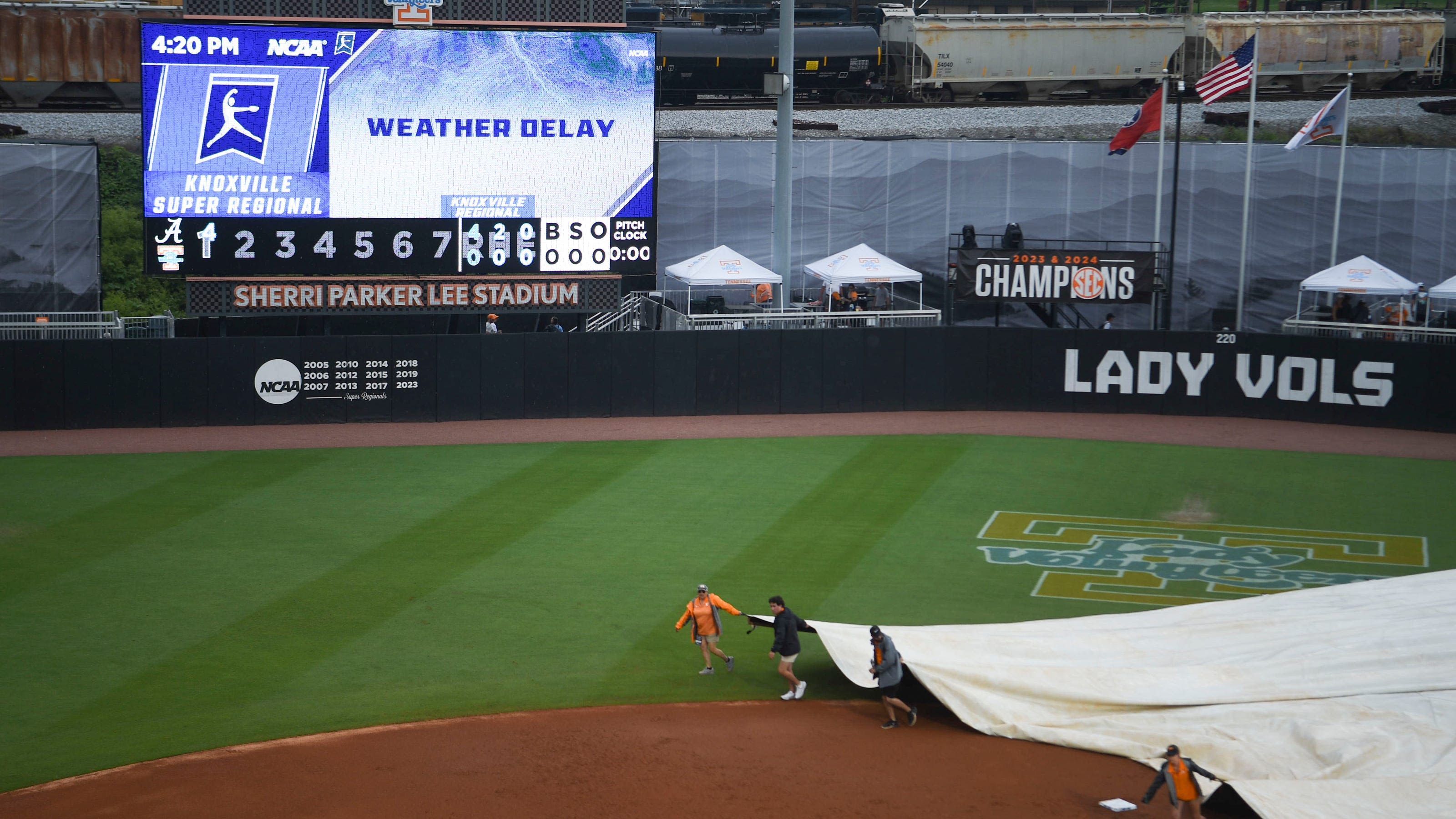 Tennessee softball in weather delay for NCAA super regional finale vs Alabama on Sunday