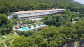 El polémico hotel de Bill Gates que hará un ‘soft opening’ en Mallorca en julio