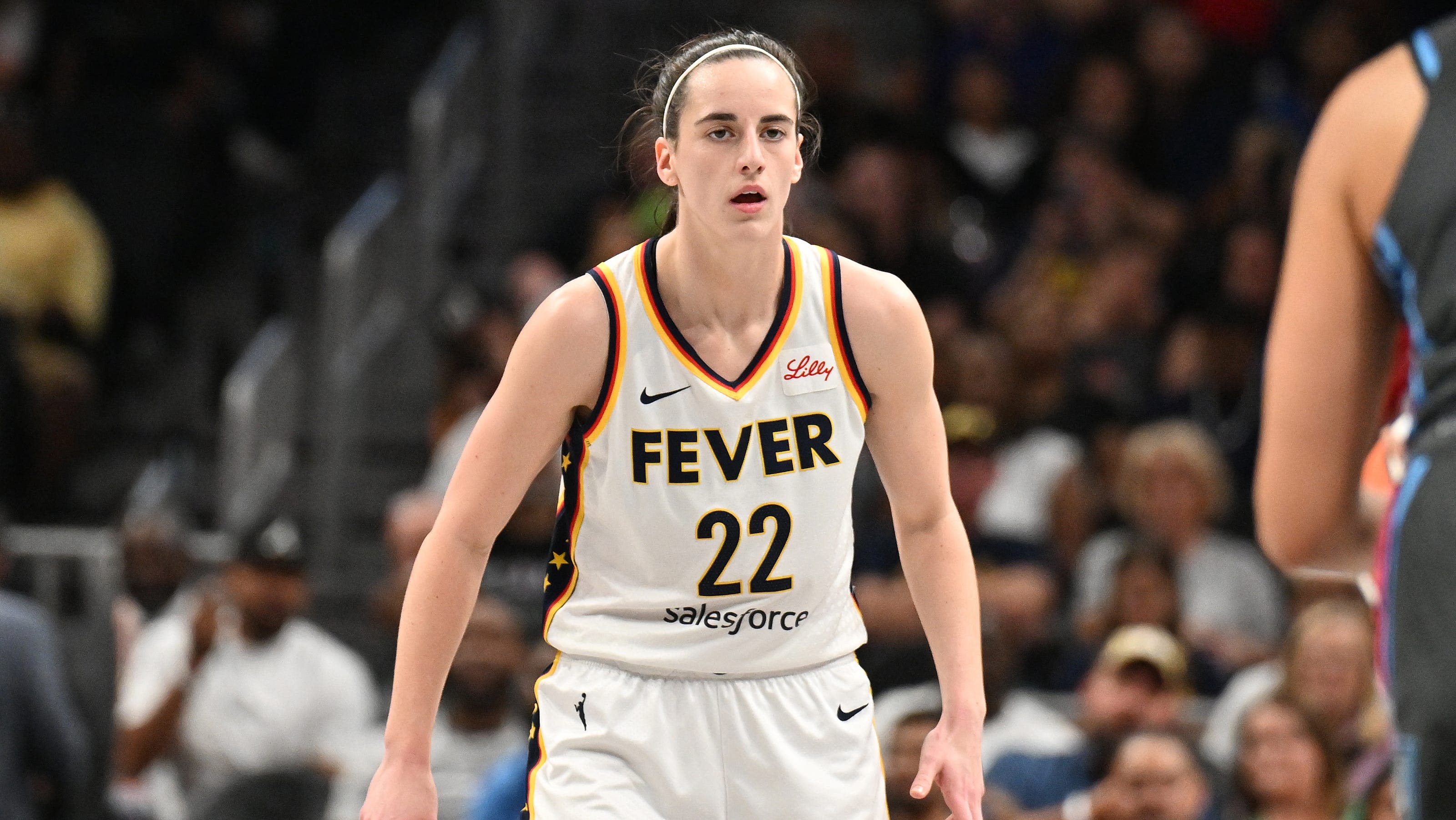 How many points did Caitlin Clark score tonight? Top pick helps Fever to fourth straight win