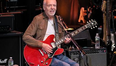 Por que Peter Frampton revogou aposentadoria mesmo com doença sem cura