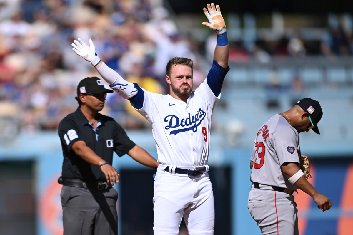 Dodgers News: Gavin Lux shocks everyone with National League Player of the Week award