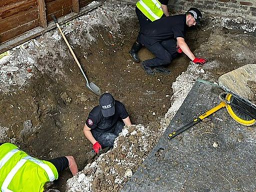 Police dig inside barn in search for remains of murdered Muriel McKay