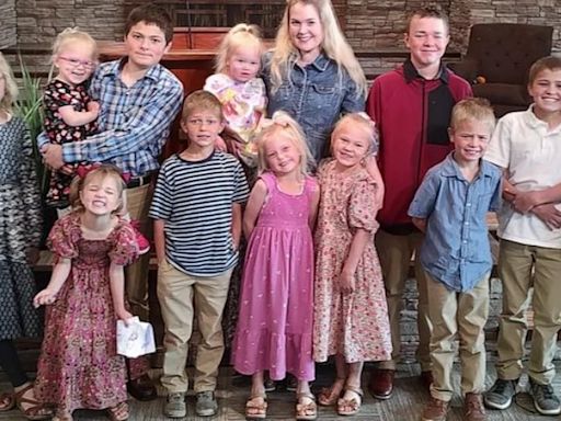 La historia de la pareja que tuvo 12 hijos en 12 años y ahora arrasa en las redes sociales