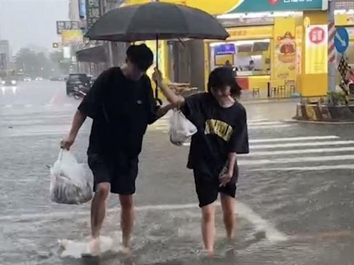 凱米8時半解除海警！颱風尾豪雨炸到「這時」才趨緩 吳德榮揭1週天氣