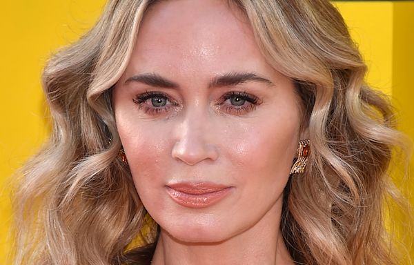 Emily Blunt admits she 'wanted to throw up' during on-screen kisses