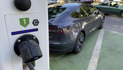 Las ayudas solicitadas para comprar coches eléctricos superan en un 57% la partida asignada a Murcia