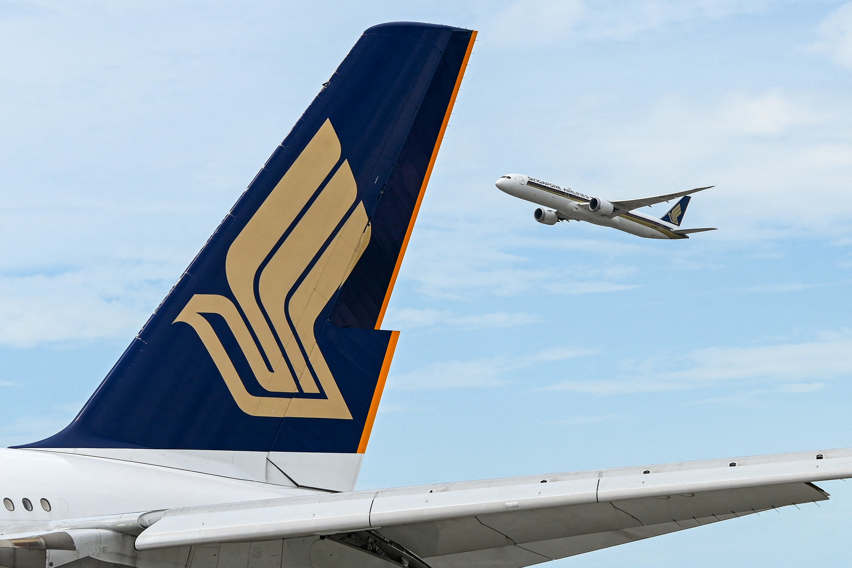 Singapore Airlines offers at least $10K for passengers injured in turbulence