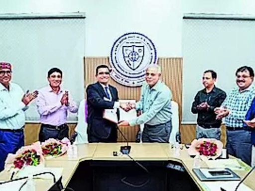 IIT-BHU signs MoU for studies of nickel-free austenitic stainless steel | Varanasi News - Times of India