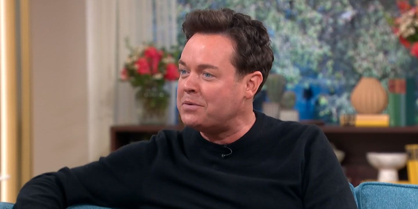 Stephen Mulhern awkwardly asked about Josie Gibson romance rumours on This Morning