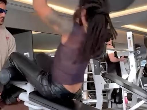 Lenny Kravitz, 59, explains the reason why he wears leather pants and boots during gym workouts