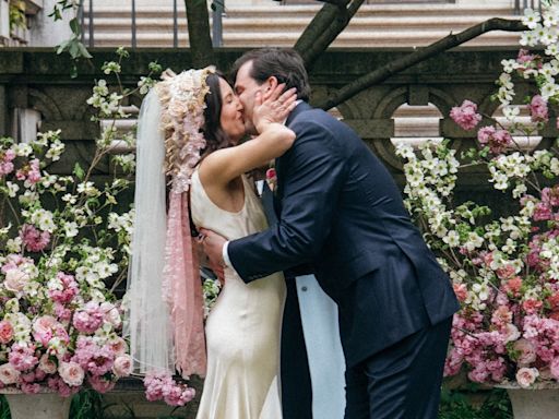 This Bride Wore A ’90s Dress And Antique Lace Veil Made By A Friend For Her Upper East Side Wedding