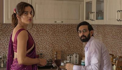 i>Phir Aayi Hasseen Dillrubai> Trailer: Taapsee Pannu And Vikrant Massey's Whodunit Has Bloodstains On It