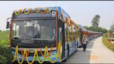 Delhi gets 320 more e-buses