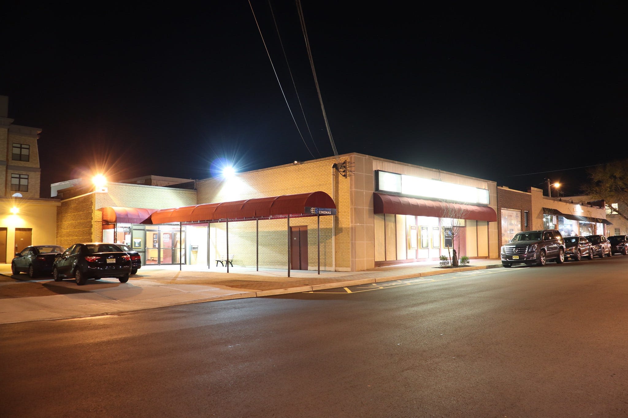 Basie Center Cinemas in Red Bank serving alcohol at the movies