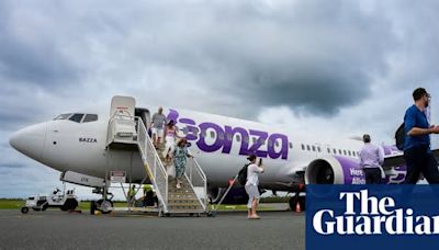 Bonza enters voluntary administration after abruptly cancelling all flights across Australia