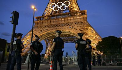 French cabbies seek payout for lost Olympics revenue
