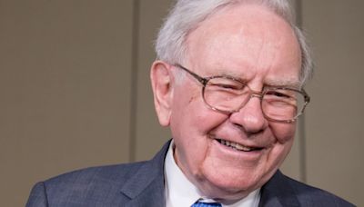 Warren Buffett’s Parenting Rule Is the Key To Raising Money-Savvy Kids