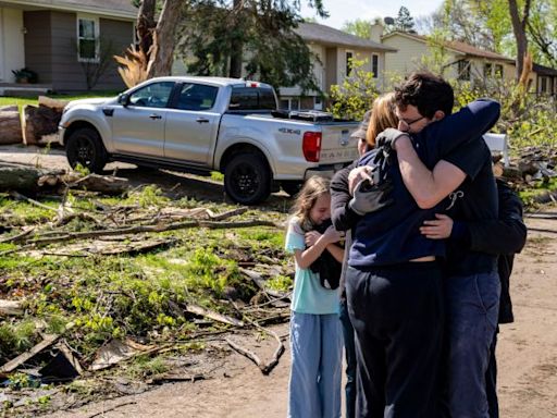 Al menos 4 muertos por ola de tornados en Oklahoma, mientras continúa la amenaza de tormentas severas desde Missouri hasta Texas