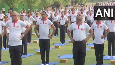 Defence Minister Rajnath Singh, Army Chief Gen Manoj Pande perform yoga in Uttar Pradesh’s Mathura