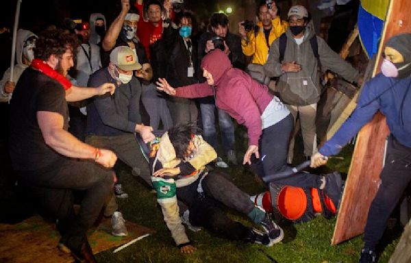 Timeline: UCLA's night of violence before police moved in