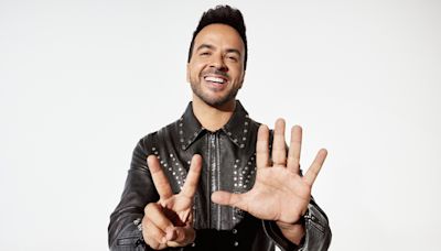 Luis Fonsi toma "un viaje emocional" al sacar un nuevo disco para sus 25 años de carrera