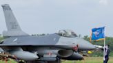 Taiwanese F-16 fighter makes emergency landing in Hawaii