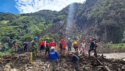 Sube a catorce el número de fallecidos por el deslizamiento en Río Verde