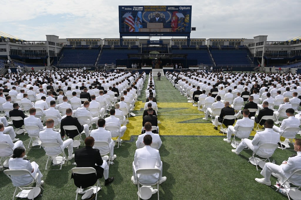Defense Secretary lauds 2024 Naval Academy class for grit, adaptability during challenging times